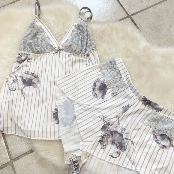 La Vie en Rose white and grey striped floral matching shirt and cami set - Picture 2 of 9